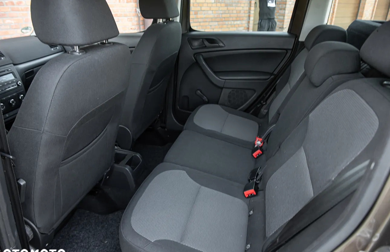 Skoda Yeti cena 30990 przebieg: 185000, rok produkcji 2013 z Radom małe 326